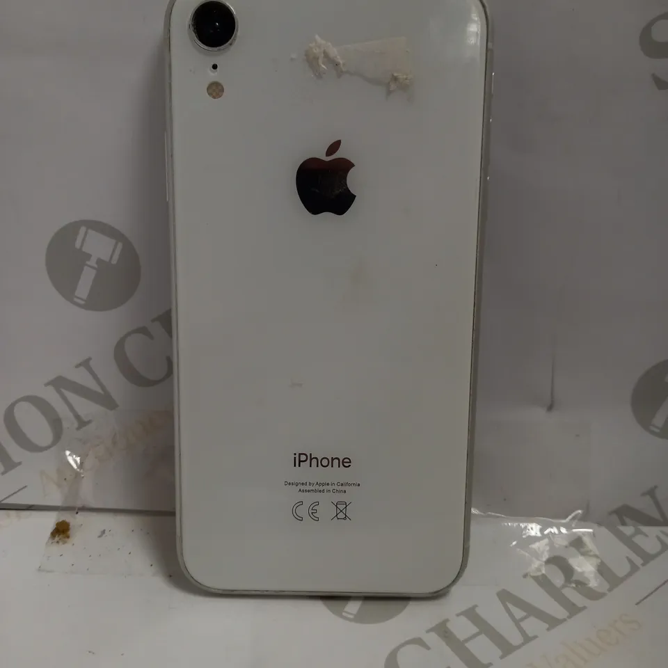 APPLE IPHONE XR - WHITE