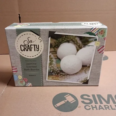 SO CRAFTY MAKE YOUR OWN JASMINE SCENTED BATH BOMBS KIT – MAKES 6