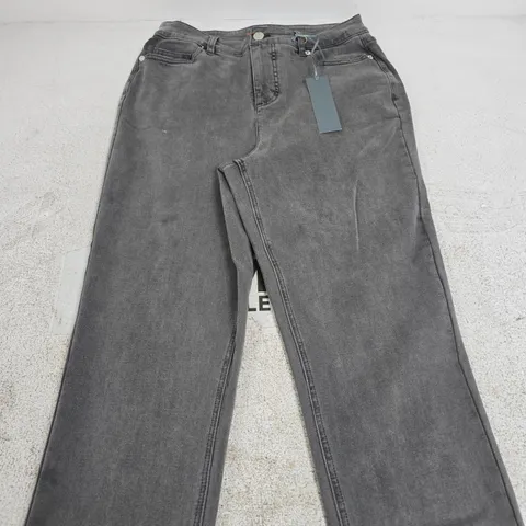 RUTH LANGSFORD GREY WASH TURN UP JEANS – UK 10 – WOMEN’S DENIM (STANDARD)