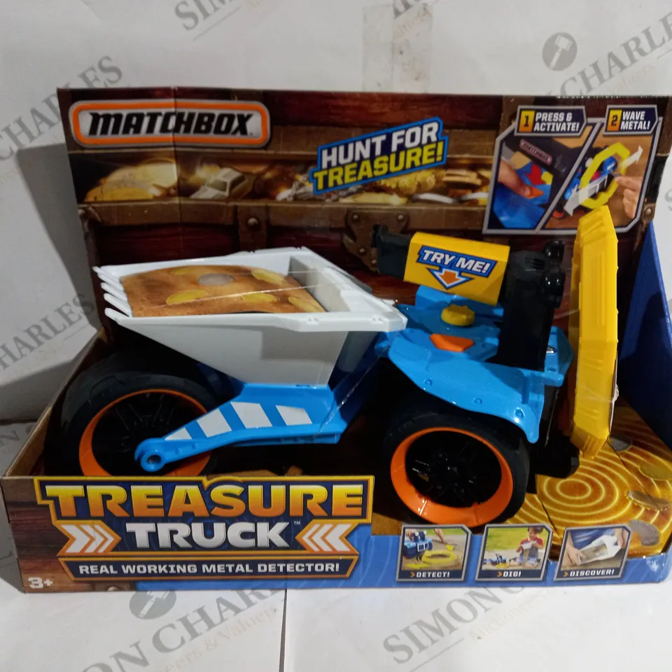 MATCHBOX TREASURE TRUCK TOY