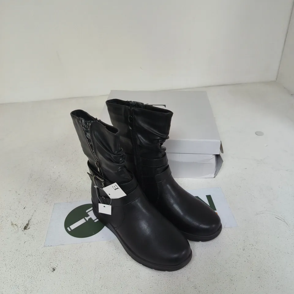 E SHOES BY EMMA CATALINA BLACK BOOTS – UK 5