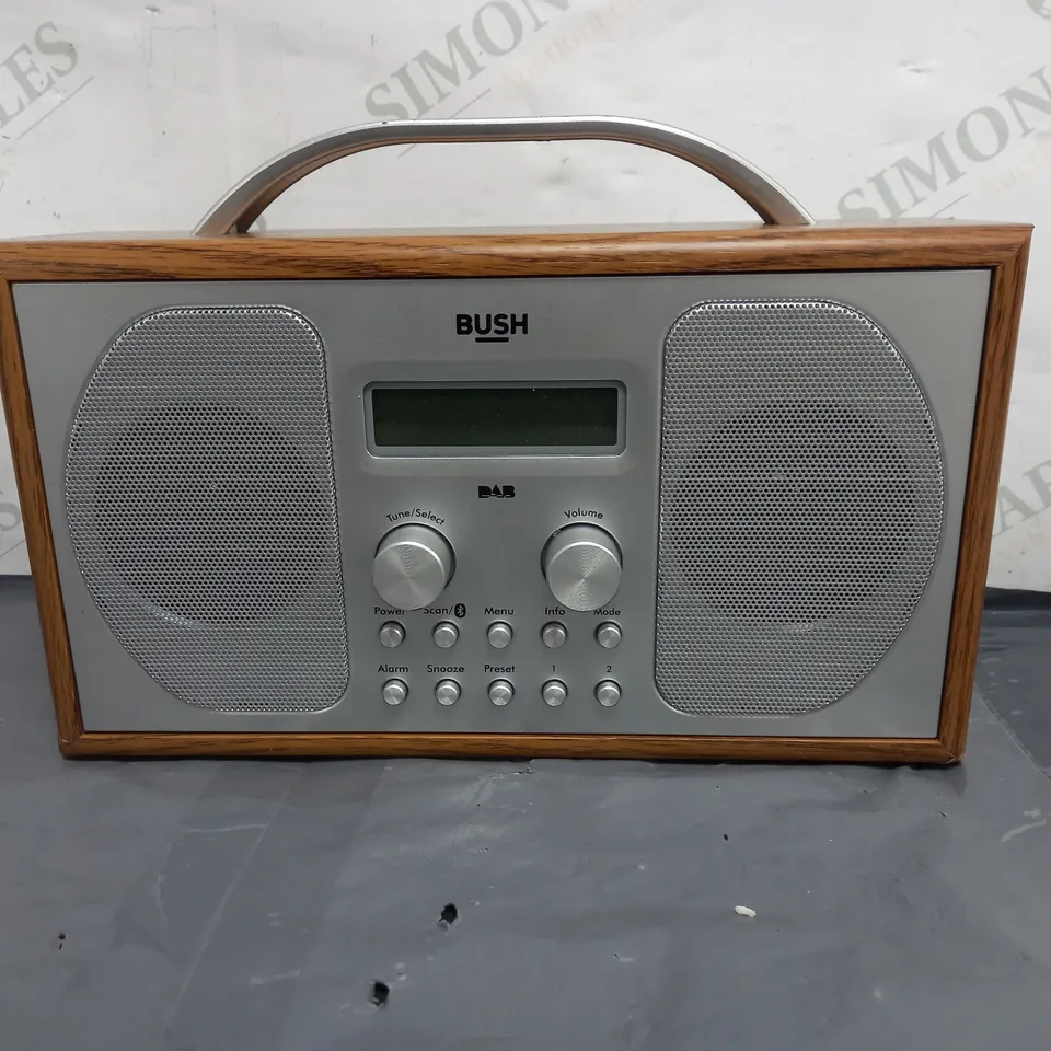 BUSH BLUETOOTH DAB FM WOODEN RADIO