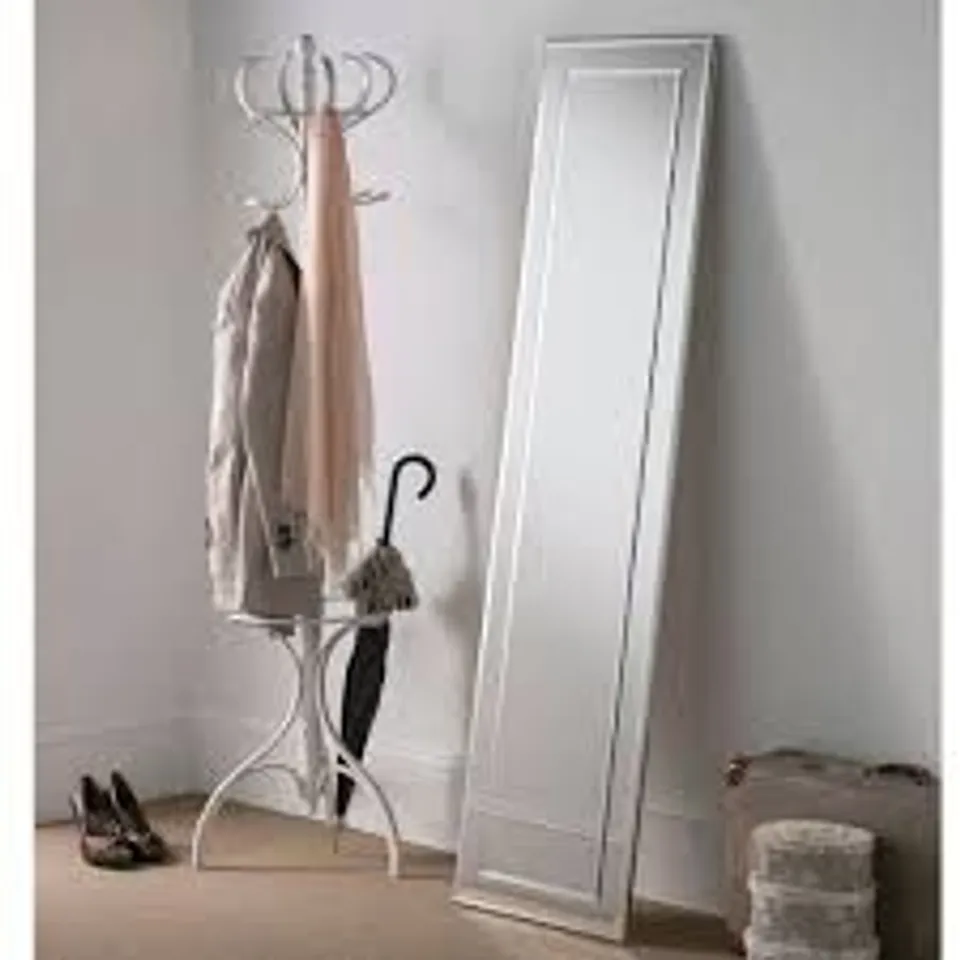 PACKAGED HOMESDIRECT365 ELISA SILVER THIN LEANING MIRROR