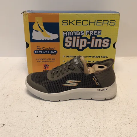 SKECHERS HANDS FREE SLIP-INS GO WALK MEN'S TRAINER – GREY/BLACK - UK 7.5