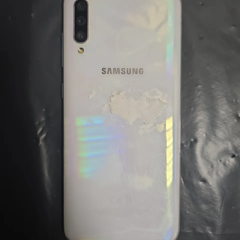 SAMSUNG SM-A705FN SMARTPHONE