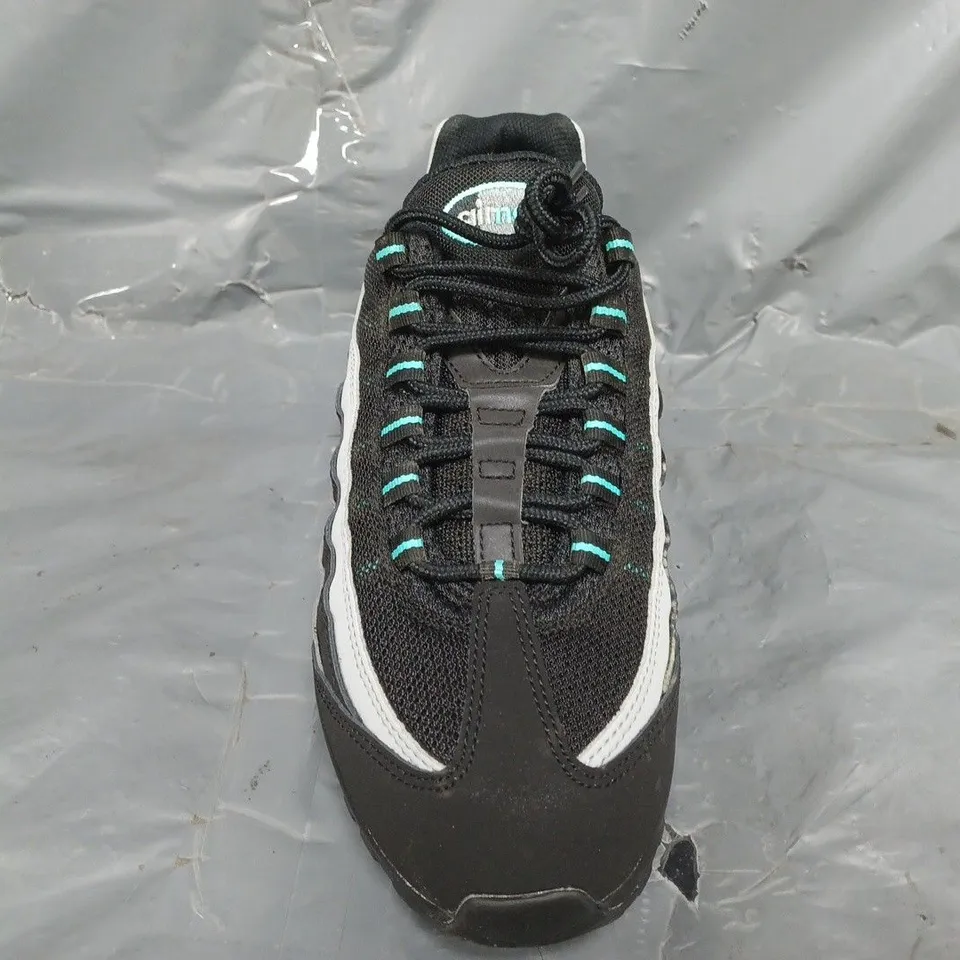 PAIR OF NIKE AIR MAX SHOES IN BLACK/GREY/CYAN SIZE UK 8.5