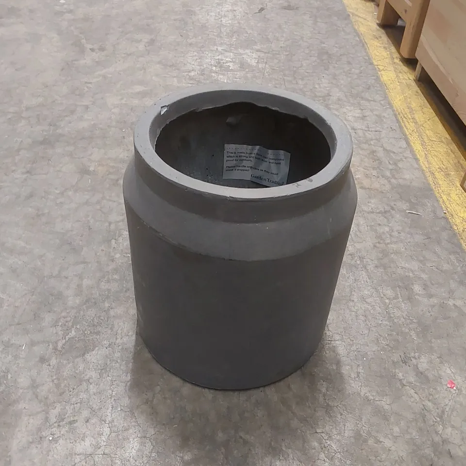 DRAYCOTT FIBRE CLAY PLANTER