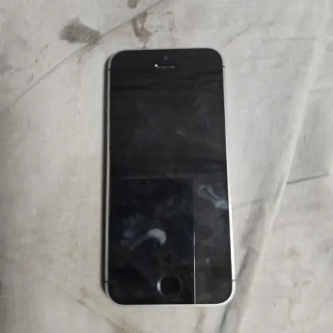 APPLE IPHONE SE SMARTPHONE