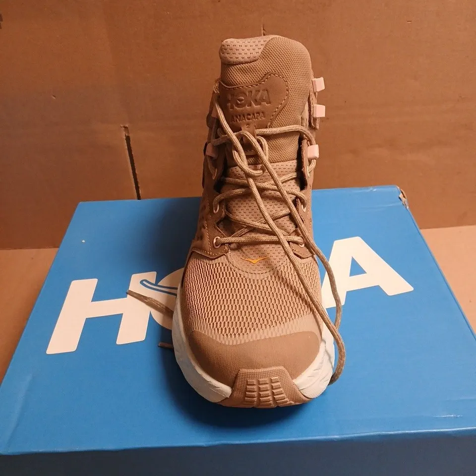 HOKA ANACAPA GTX HIKING BOOTS – BROWN BOXED SIZE 7