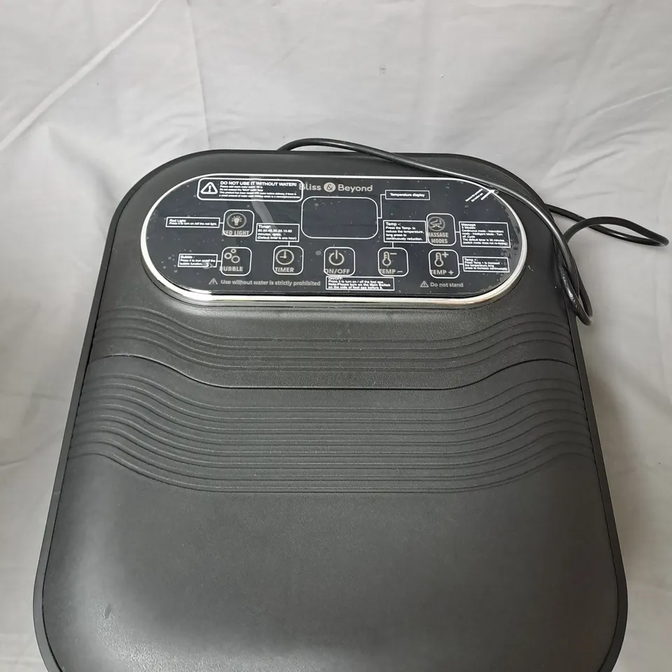 BLISS & BEYOND FOLDABLE FOOT SPA