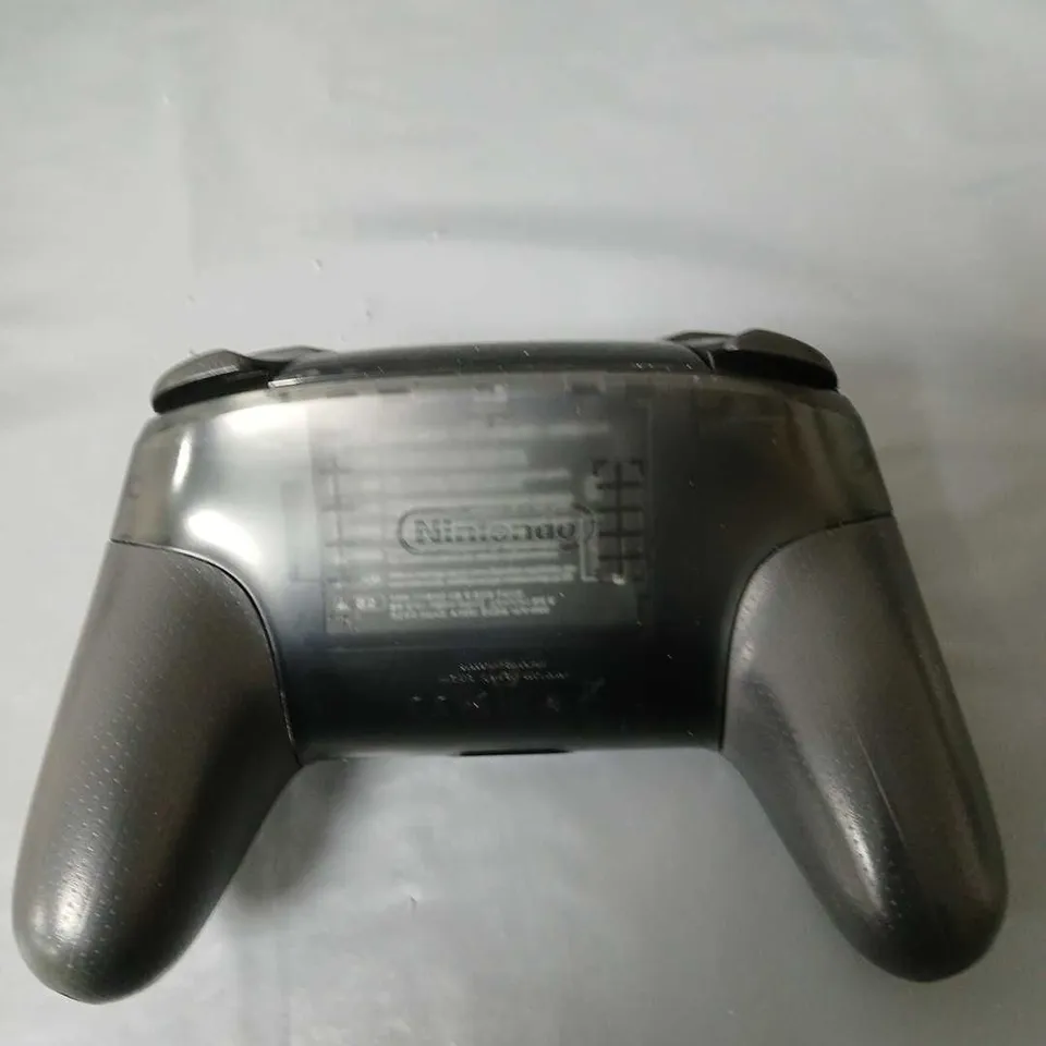 NINTENDO SWITCH PRO CONTROLLER BLACK