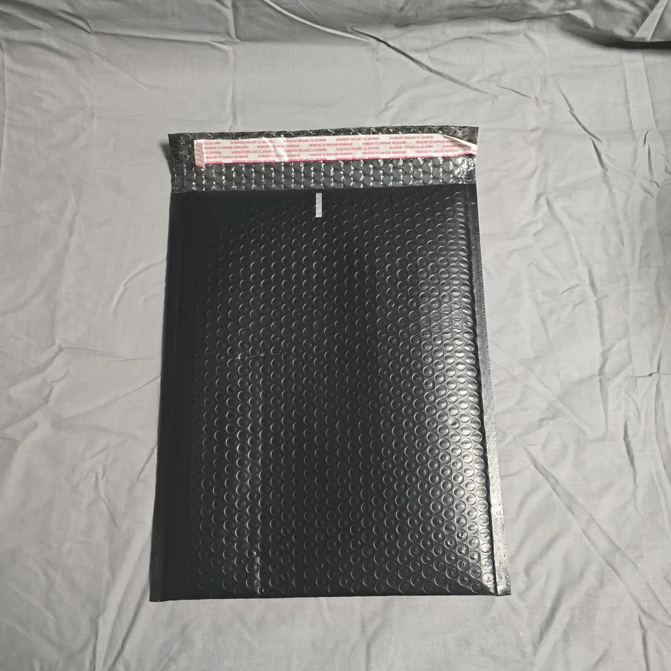 APPROXIMATELY 200 ORBYT BLACK BUBBLE MAILER ENVELOPE