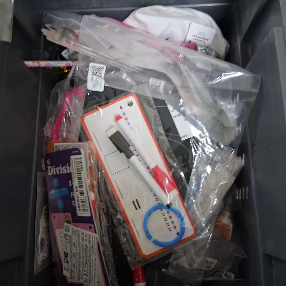 TOTE OF ASSORTED TOYS AND ACCESSORIES TO INCLUDE;