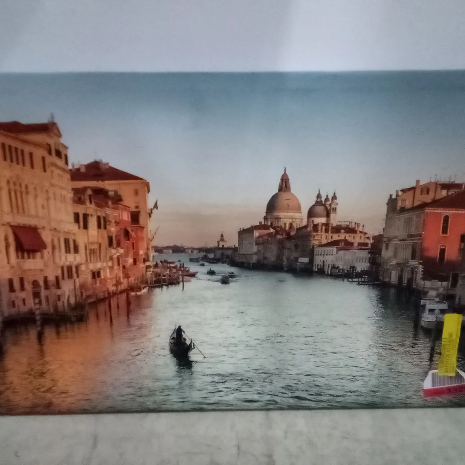 GONDOLA RIDE 5 VENICE - WRAPPED CANVAS PRINT 