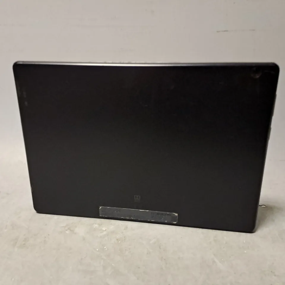 LENOVO TABLET COMPUTER TB-X605F