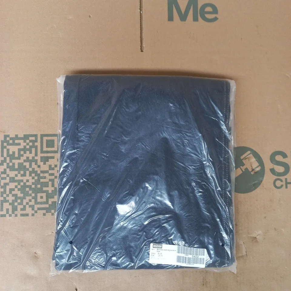 BAGGED BERSHKA WIDE LEG JEANS IN BLUE SIZE UK 10