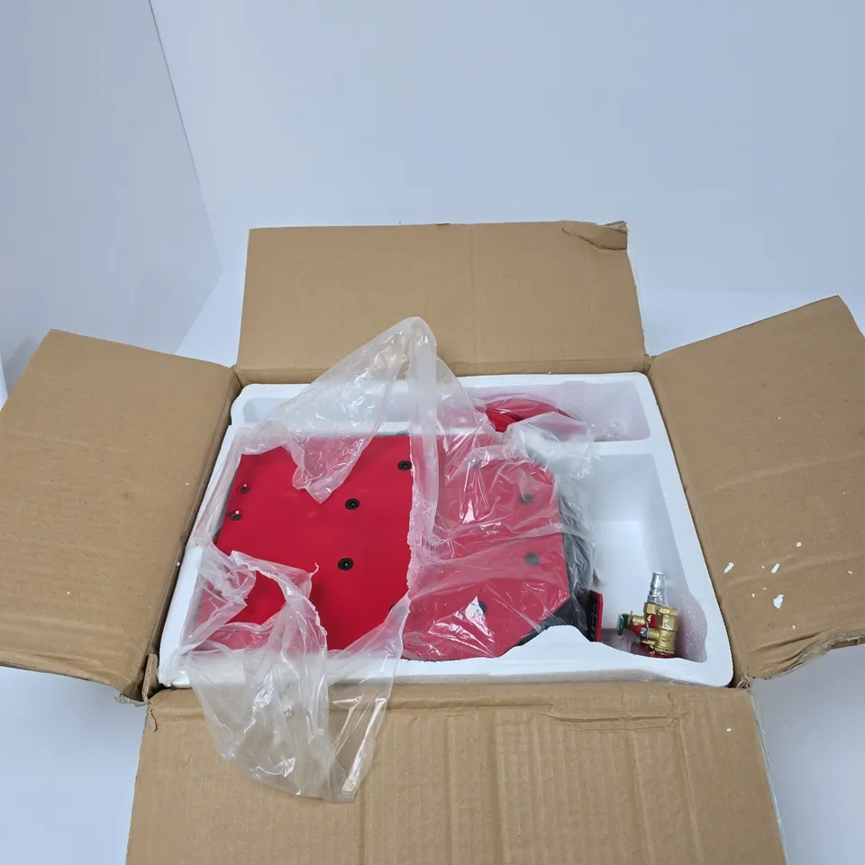 RED HYDRAULIC FLOOR JACK – BOXED WITH VALVE ASSEMBLY (CAR JACK)