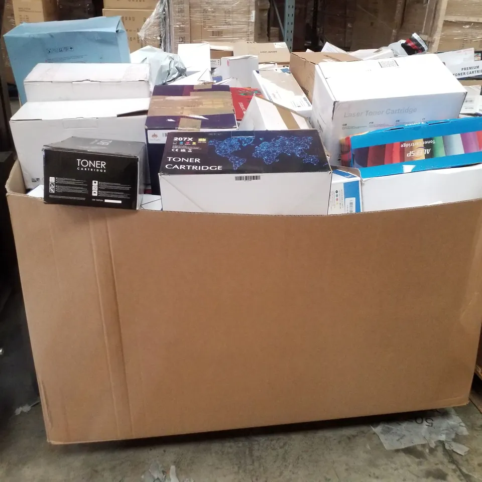 PALLET CONTAINING ASSORTED TONER CARTRIDGES 