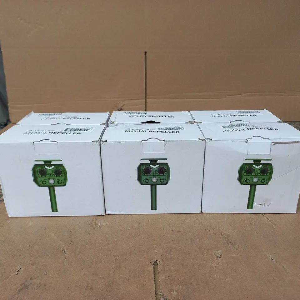 SET OF 6 OUTDOOR SOLAR ANIMAL REPELLER DEVICES BOXED