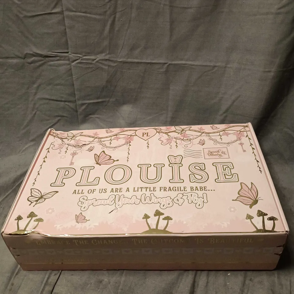 PLOUISE MYSTERY GIFT BOX, SEALED