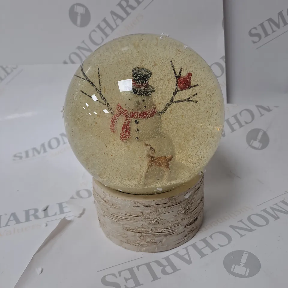 SNOW GLOBE WITH SNOWMAN 