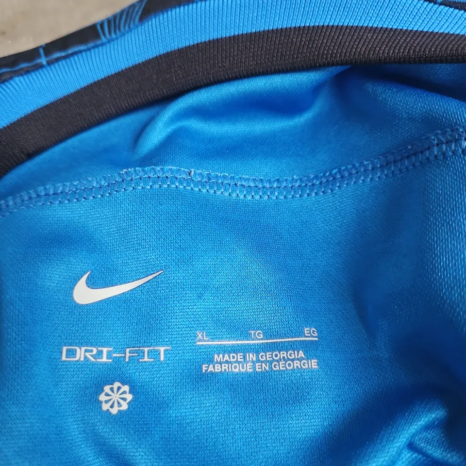 CHELSEA FC NIKE DRI-FIT FOOTBALL JERSEY - MEN'S, CHELSEA BLUE, UK XL