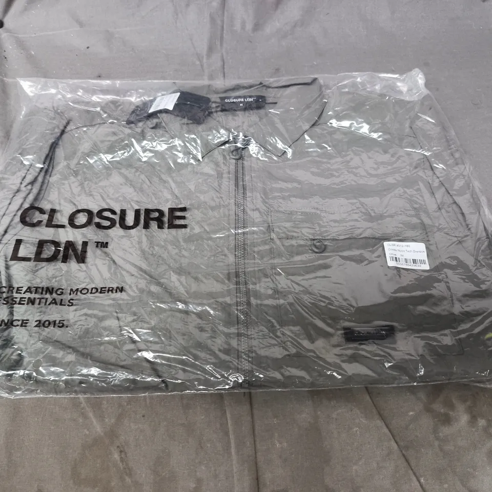 CLOSURE LDN CRINKLE NYLON TECH OVERSHIRT – OLIVE, UK M