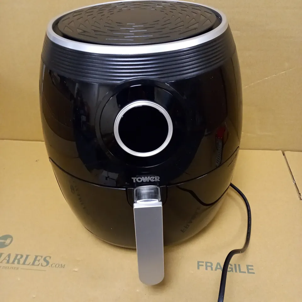TOWER T17057BLK DIGITAL AIR FRYER OVEN