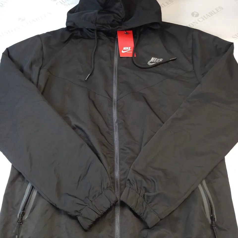 NIKE ZIP THROUGH JACKET IN BLACK/GREY SIZE LARGE 