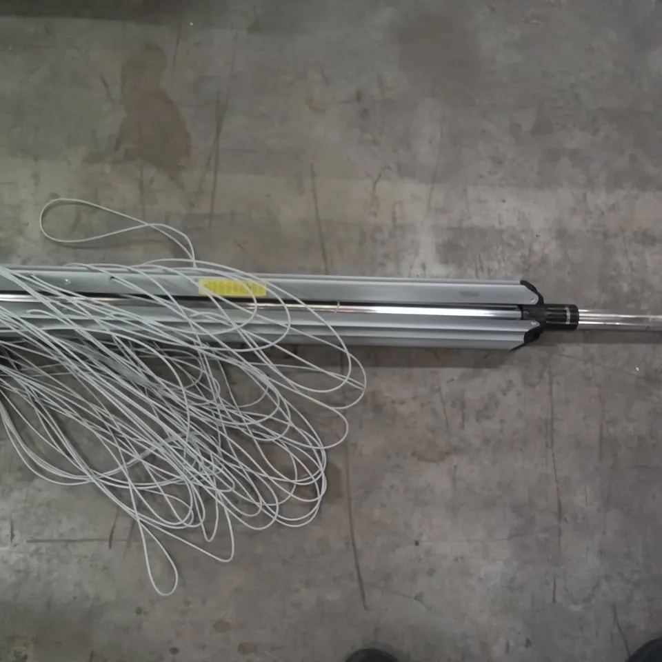 BOXED BRABANTIA OUTDOOR WASHING LINE