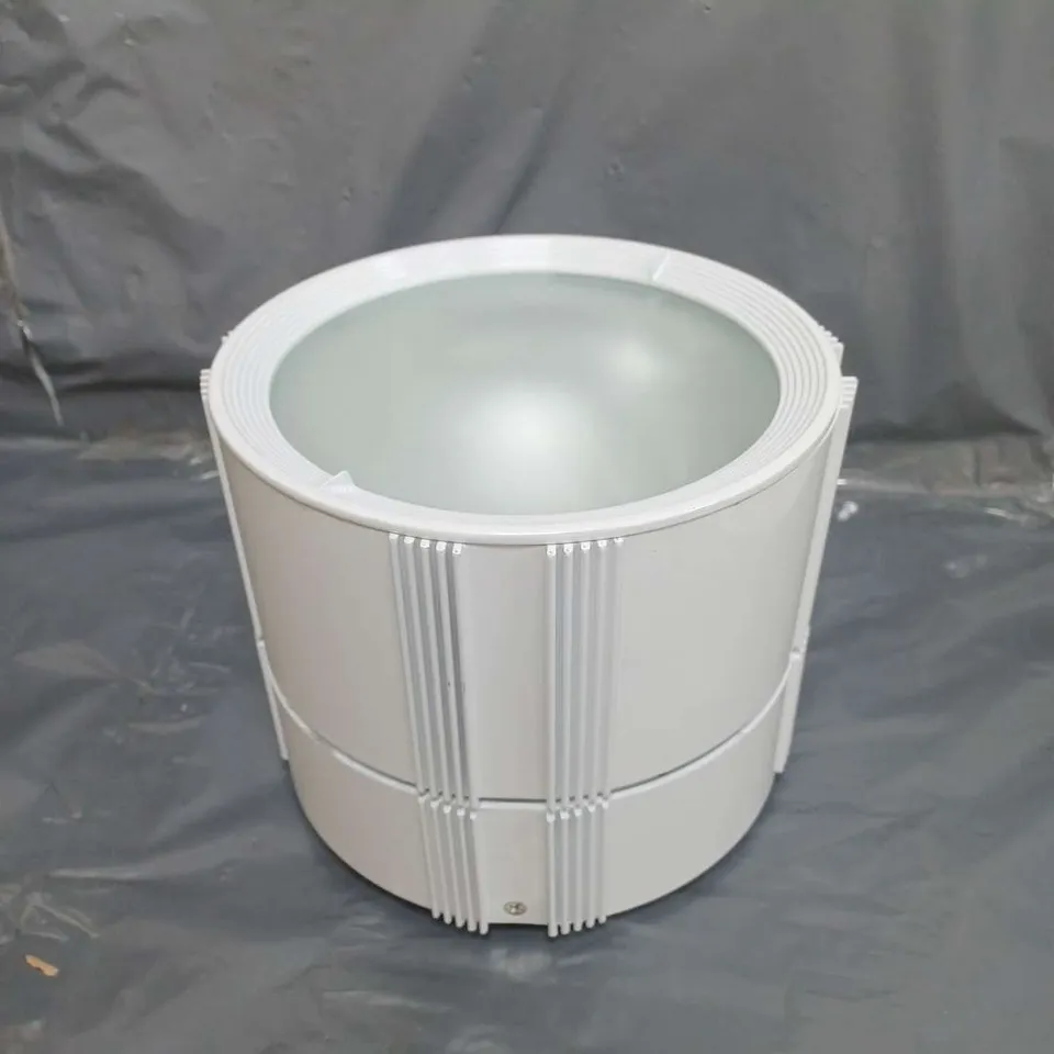 8 X BOXED EMC115W INDUSTRIAL DOWNLIGHT 