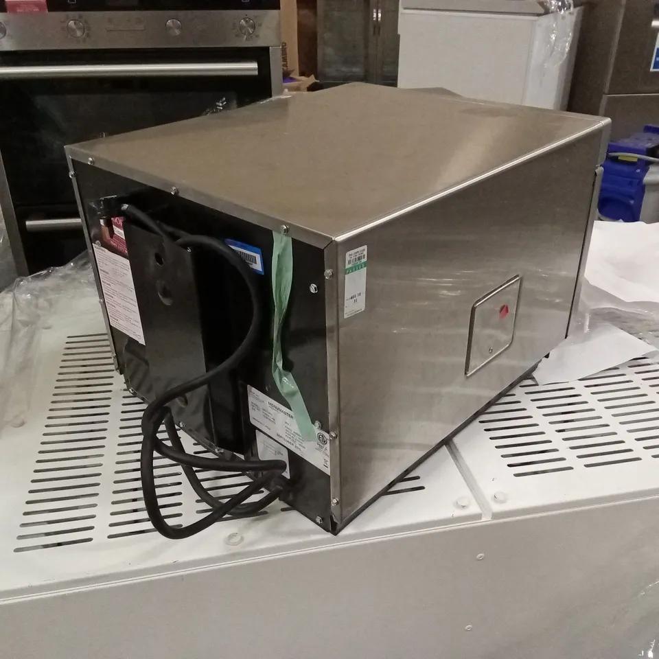 MENUMASTER DEC14E2 PROGRAMMABLE 17 LITRE 1400W COMMERCIAL MICROWAVE OVEN