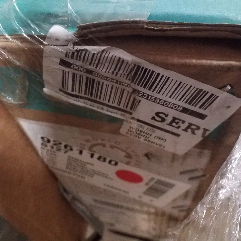 PALLET CONTAINING APPROXIMATELY 4 ASSORTED DAMAGED TVS