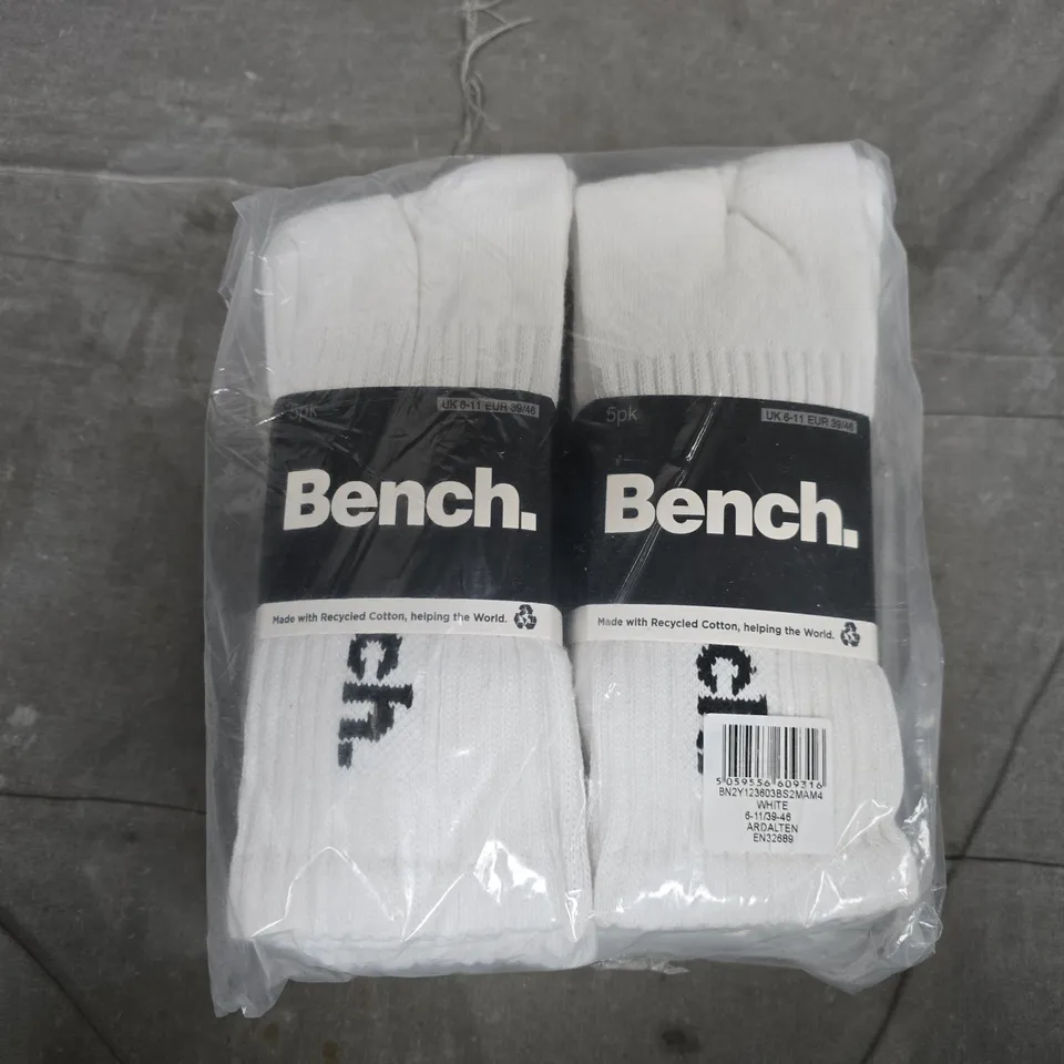 BAGGED 10 PACK OF BENCH SOCKS IN WHITE - 6/11