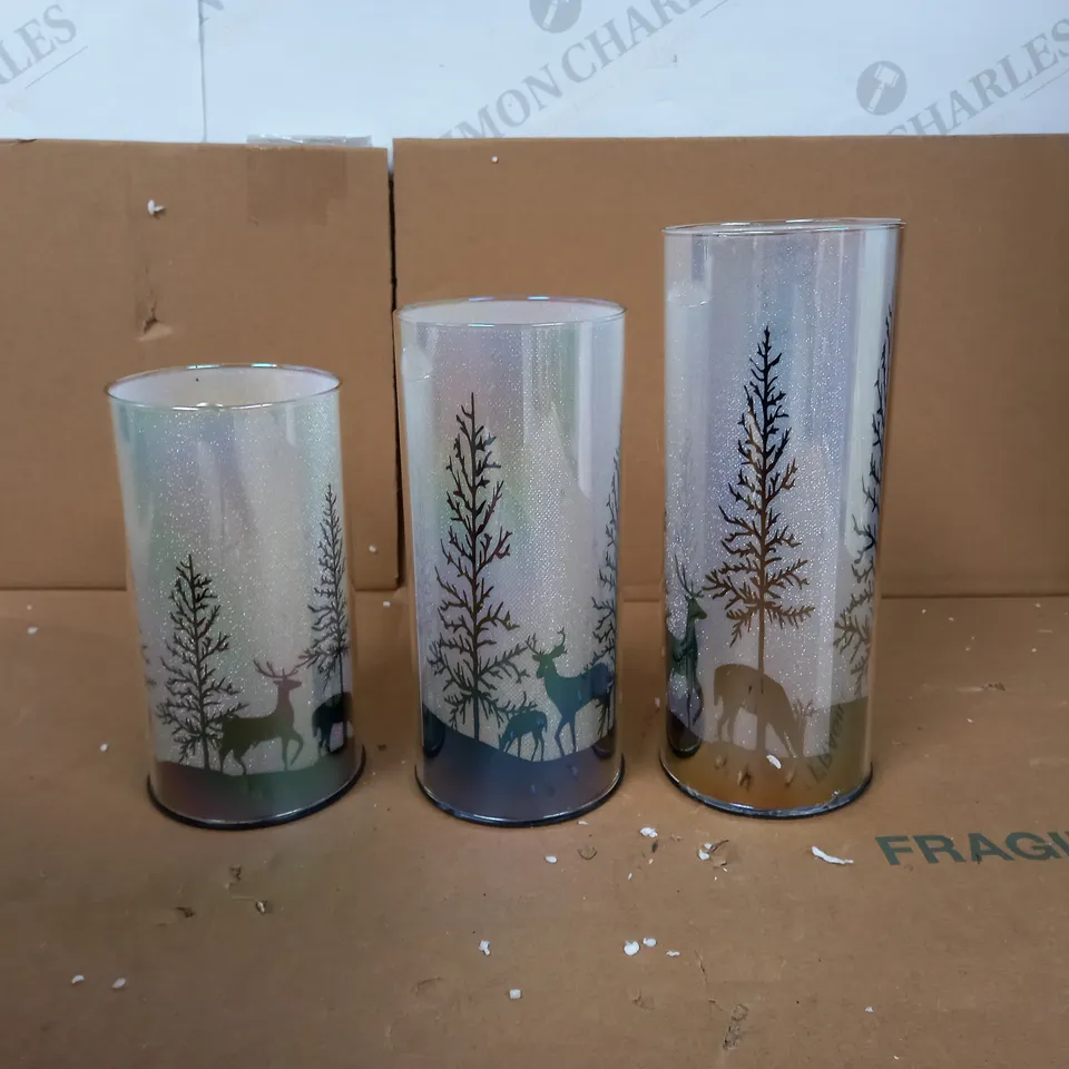 LUXA SHADOW PRELIT SET OF 3 REINDEER SCENE SPARKLERS
