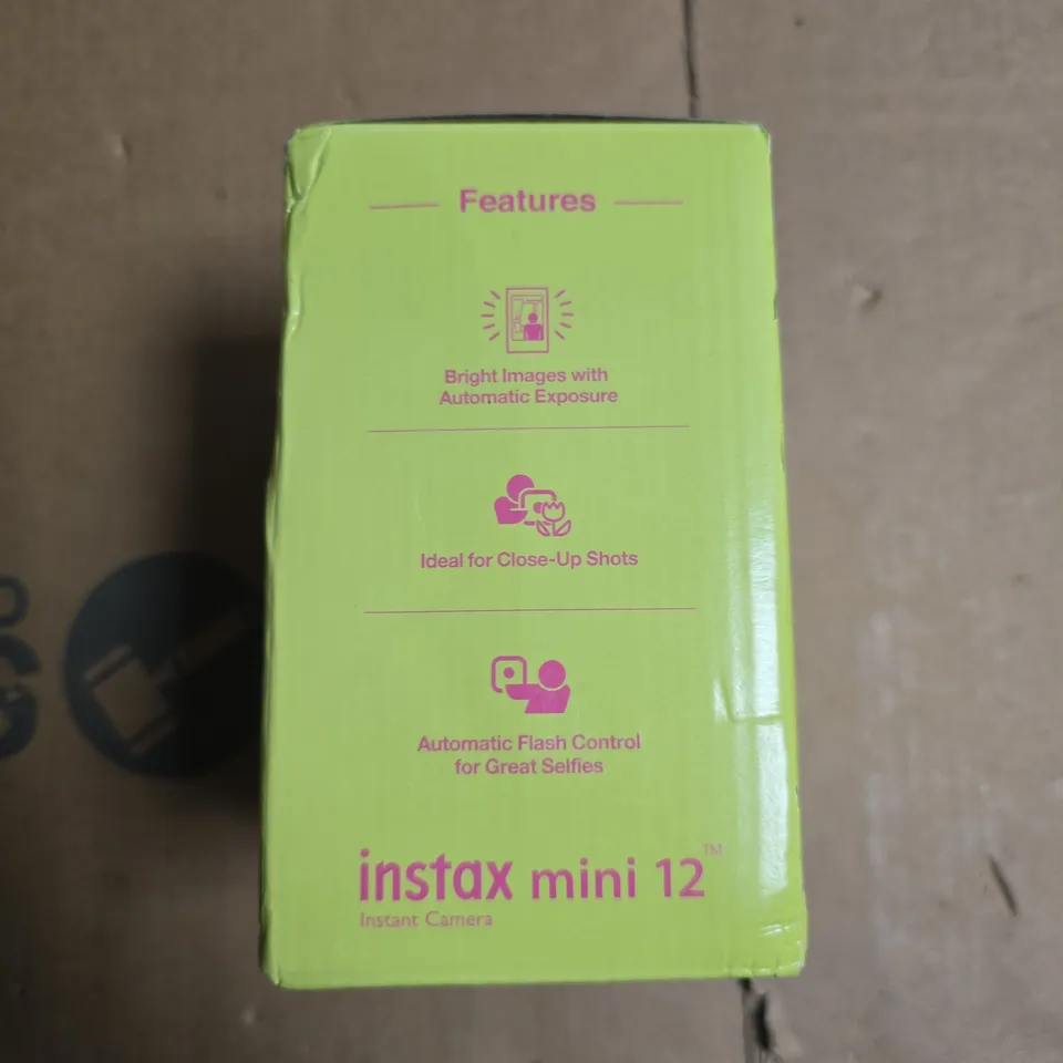 FUJIFILM INSTAX MINI 12 INSTANT CAMERA – PINK (BOXED)