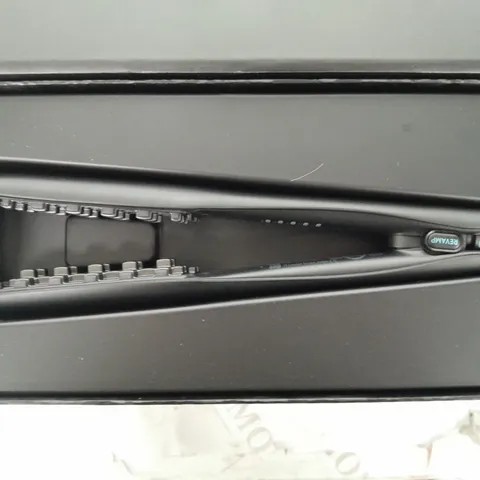 BOXED REVAMP PROGLOSS VOLUME AND LIFT ( VL-2000-GB)
