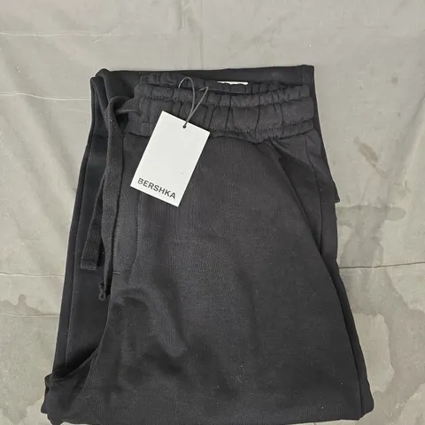 BERSHKA BALLOON JOGGERS IN BLACK SIZE LARGE