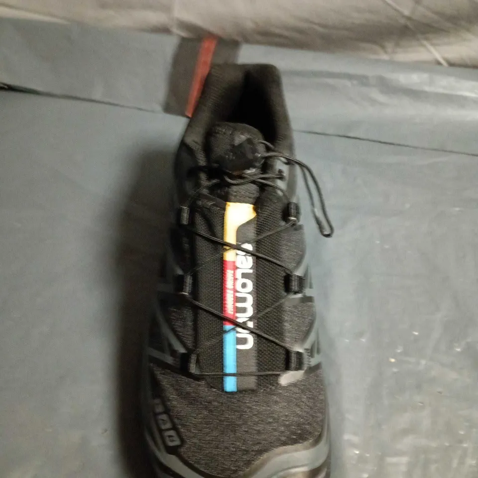 UNBOXED PAIR OF SALOMON TRAIL RUNNING SHOES – UK SIZE 7.5