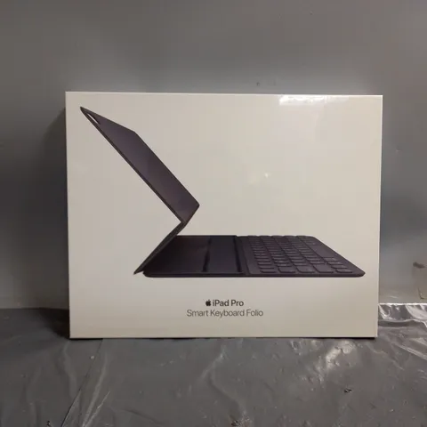 SEALED IPAD PRO SMART KEYBOARD FOLIO
