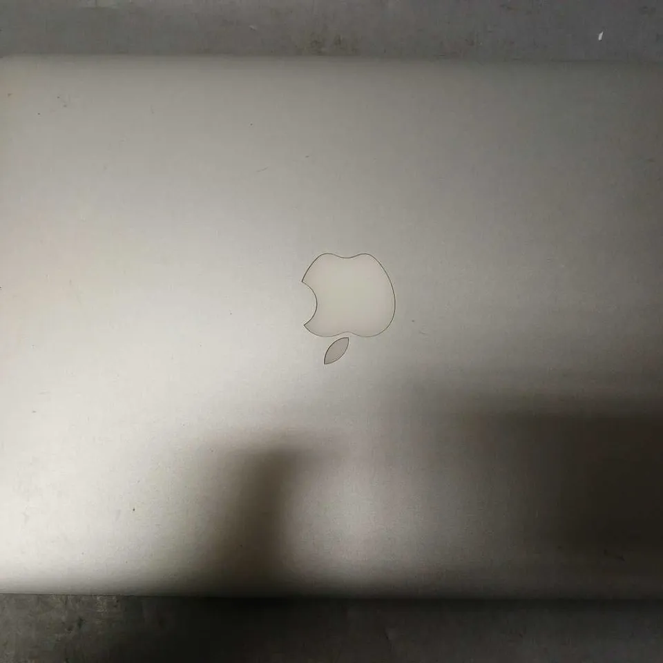 APPLE MACBOOK AIR A1466, 13.3''