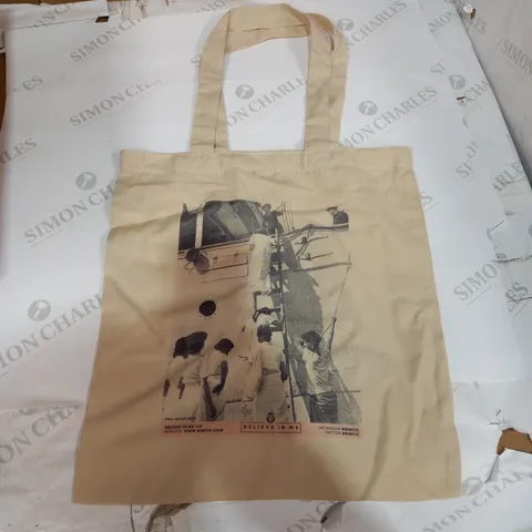 BOX OF APPROX 100 BELIEVE IN ME CIC FABRIC BAGS