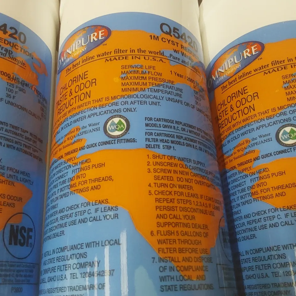 BOX CONTAINING APPROXIMATELY 20x OMNIPURE INLINE WATER FILTERS