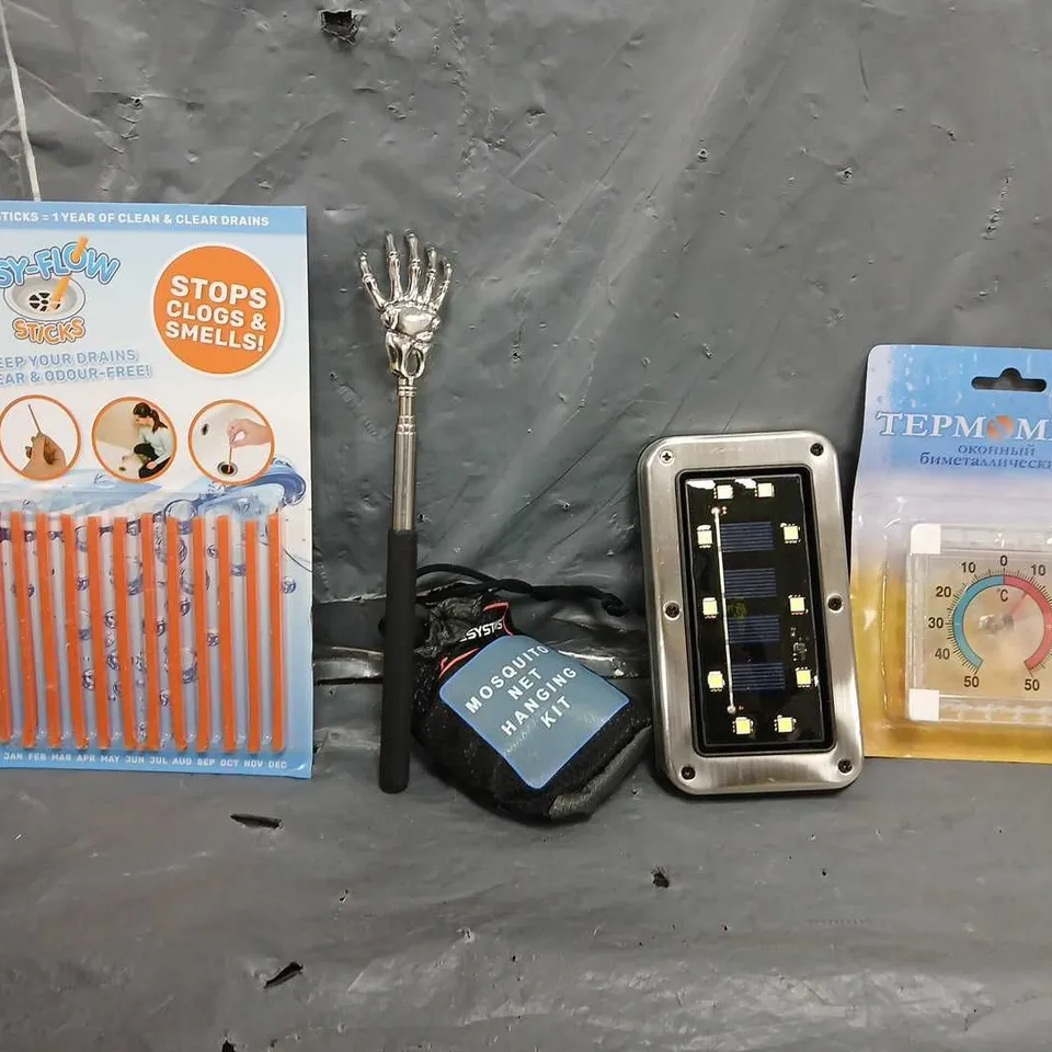 BOX OF APPROXIMATELY 12 ASSORTED ITEMS TO INCLUDE - TEPM METP , MOSQUITO NET HANGING KIT , BACK SCRATCHER ETC