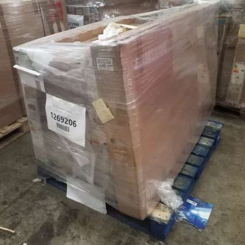 PALLET CONTAINING 7 DAMAGED TVS