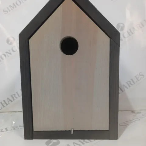 BOXED GARDEN TRADING SHETLAND BIRD HOUSE