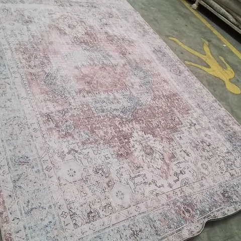QUALITY DESIGNER AREA RUG APPROXIMATELY 290X200CM