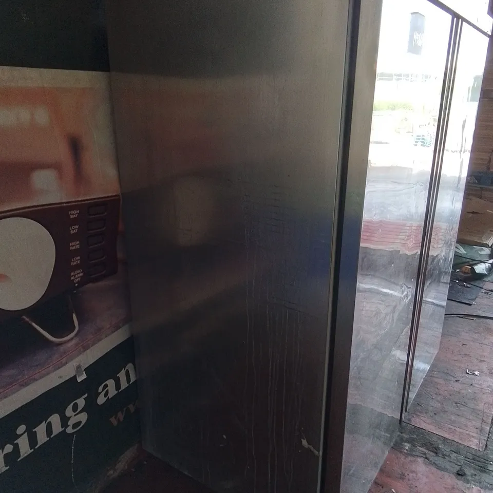 LARGE COMMERCIAL DOUBLE DOOR HEATED FOOD STORAGE UNIT 