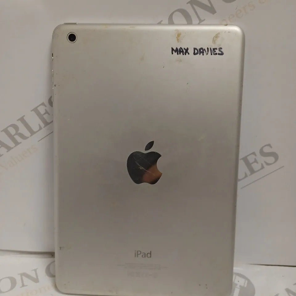 APPLE IPAD MODEL A1432 