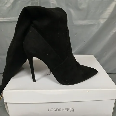 BOXED HEAD OVER HEELS BLACK MICRO FIBRE - SIZE 37